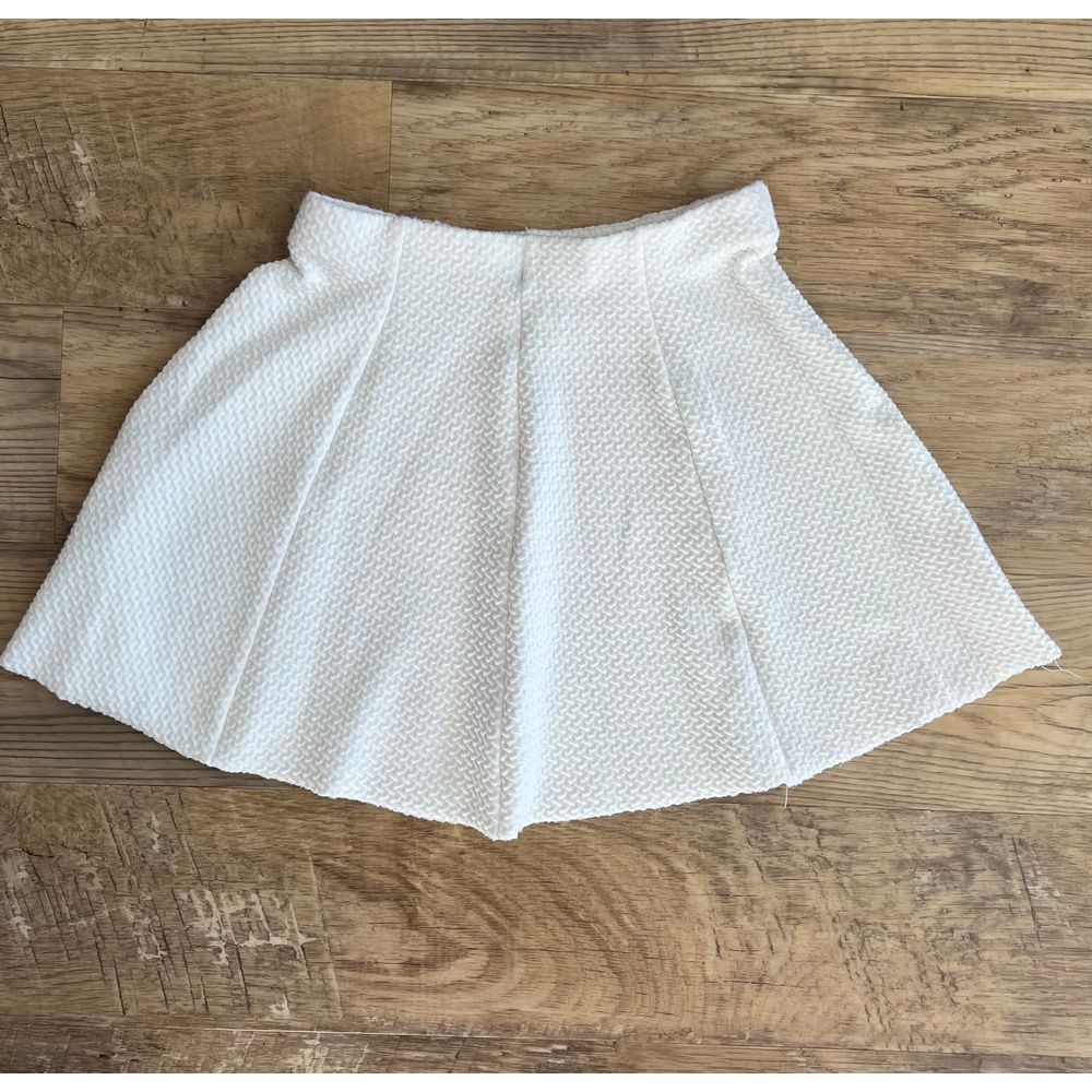 Aeropostale White Textured Raw Hem Mini Skirt‎ Size Small Y2K Festival Boho